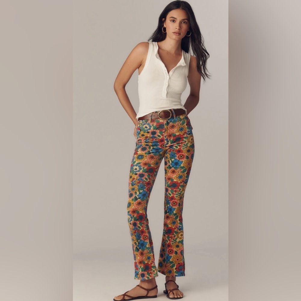 MOTHER NWT The Weekender Skimp Mid-Rise Flare Jeansā 26